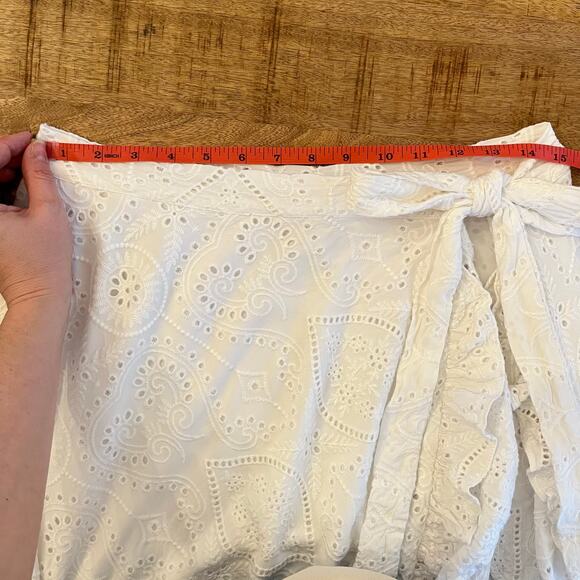 Encantadore Sarong Wrap Skirt Medium Eyelet Embroidered White Coverup Beach Pool - Picture 16 of 16